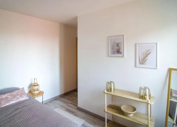 T2 à Deux Pas De La Célèbre Place Stanislas *