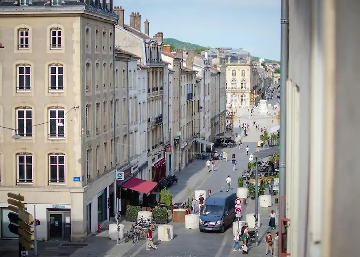 T2 à Deux Pas De La Célèbre Place Stanislas Nancy
